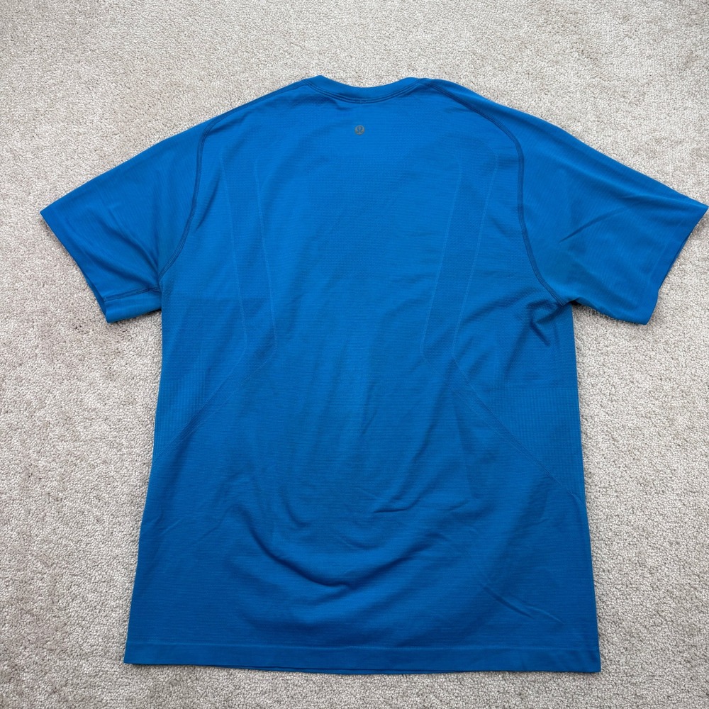 Lululemon Mens XL Metal Vent Tech Shirt Blue Short Sleeve Athletic Training